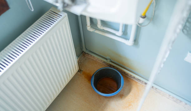Water damage restoration experts in Drain, OR
